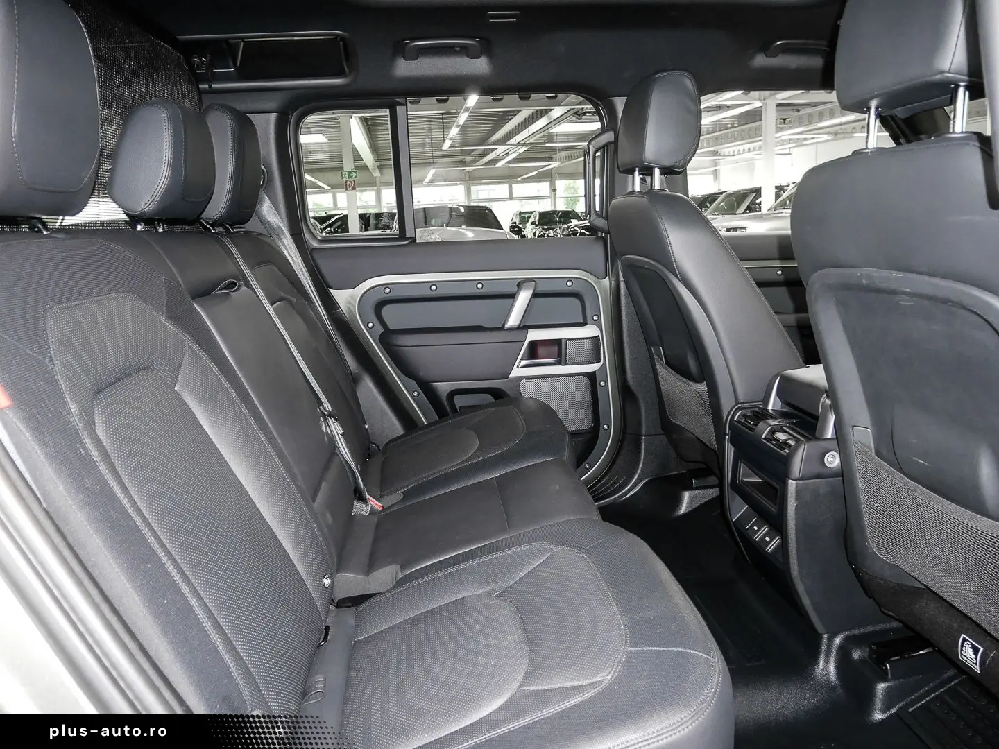 LAND ROVER Defender 110 X-Dynamic SE D300 Mild-Hybrid Luftf