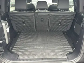 LAND ROVER Defender 110 D300 X-Dyn. SE Standhzg. 20&…