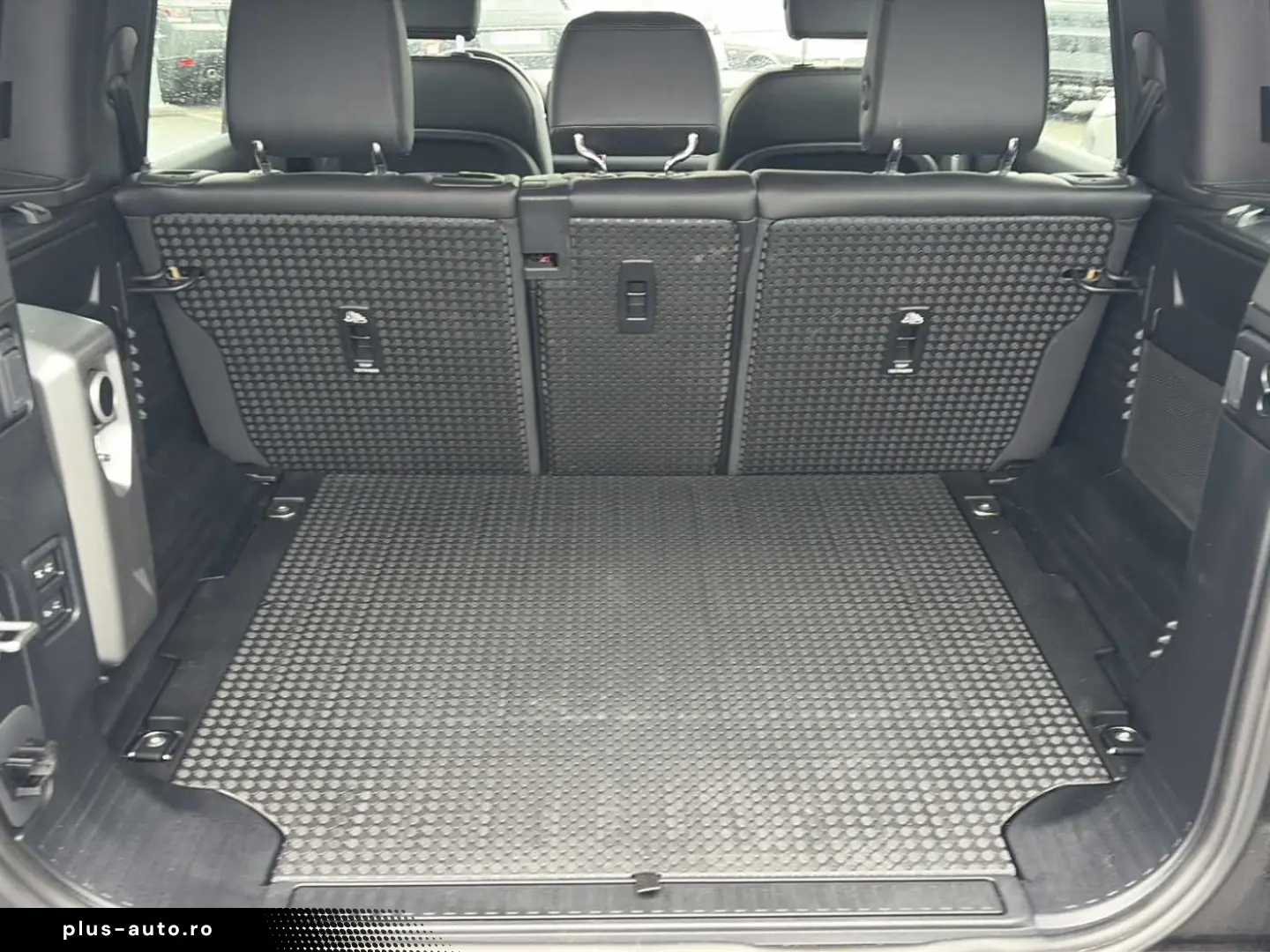 LAND ROVER Defender 110 D300 X-Dyn. SE Standhzg. 20&&hellip;