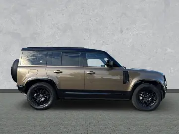 LAND ROVER Defender 110 D300 X-Dyn.HSE AHK Off-RoadP.Standh