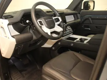 LAND ROVER Defender 110 D300 X-Dynamic SE AHK Pano HUD