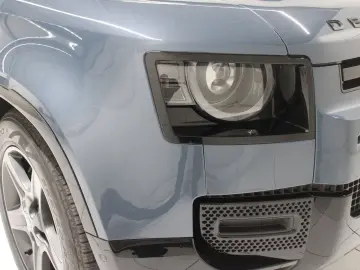 LAND ROVER Defender 110 D300 X-Dynamic SE AHK Pano HUD