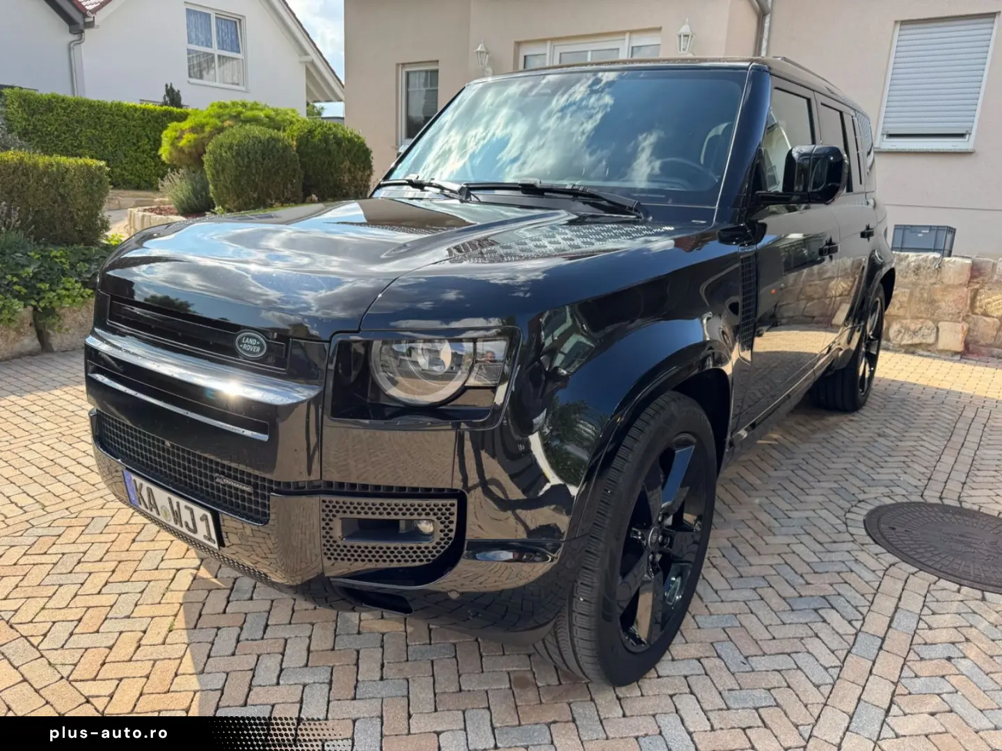 LAND ROVER Defender 3.0 DMHEV X 110 Pano-HUD-Black-22 STHZG
