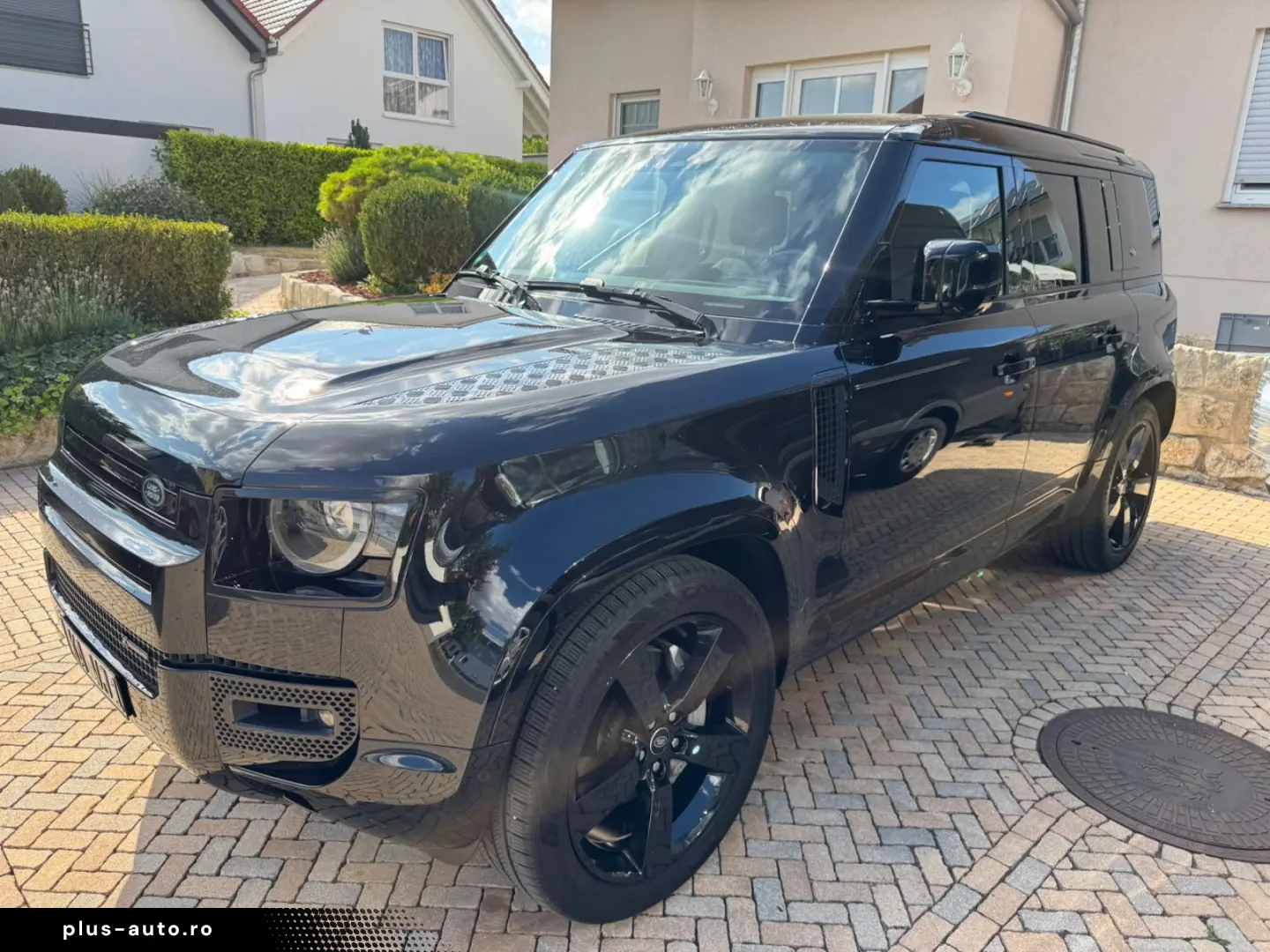 LAND ROVER Defender 3.0 DMHEV X 110 Pano-HUD-Black-22 STHZG