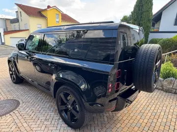 LAND ROVER Defender 3.0 DMHEV X 110 Pano-HUD-Black-22 STHZG