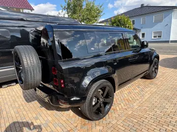 LAND ROVER Defender 3.0 DMHEV X 110 Pano-HUD-Black-22 STHZG