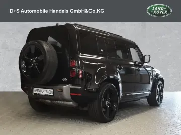 LAND ROVER Defender 110 X-Dynamic HSE D300