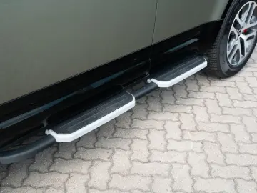 LAND ROVER Defender 110 D300 3.0 X 2xKlima 360 ACC AHK AUT