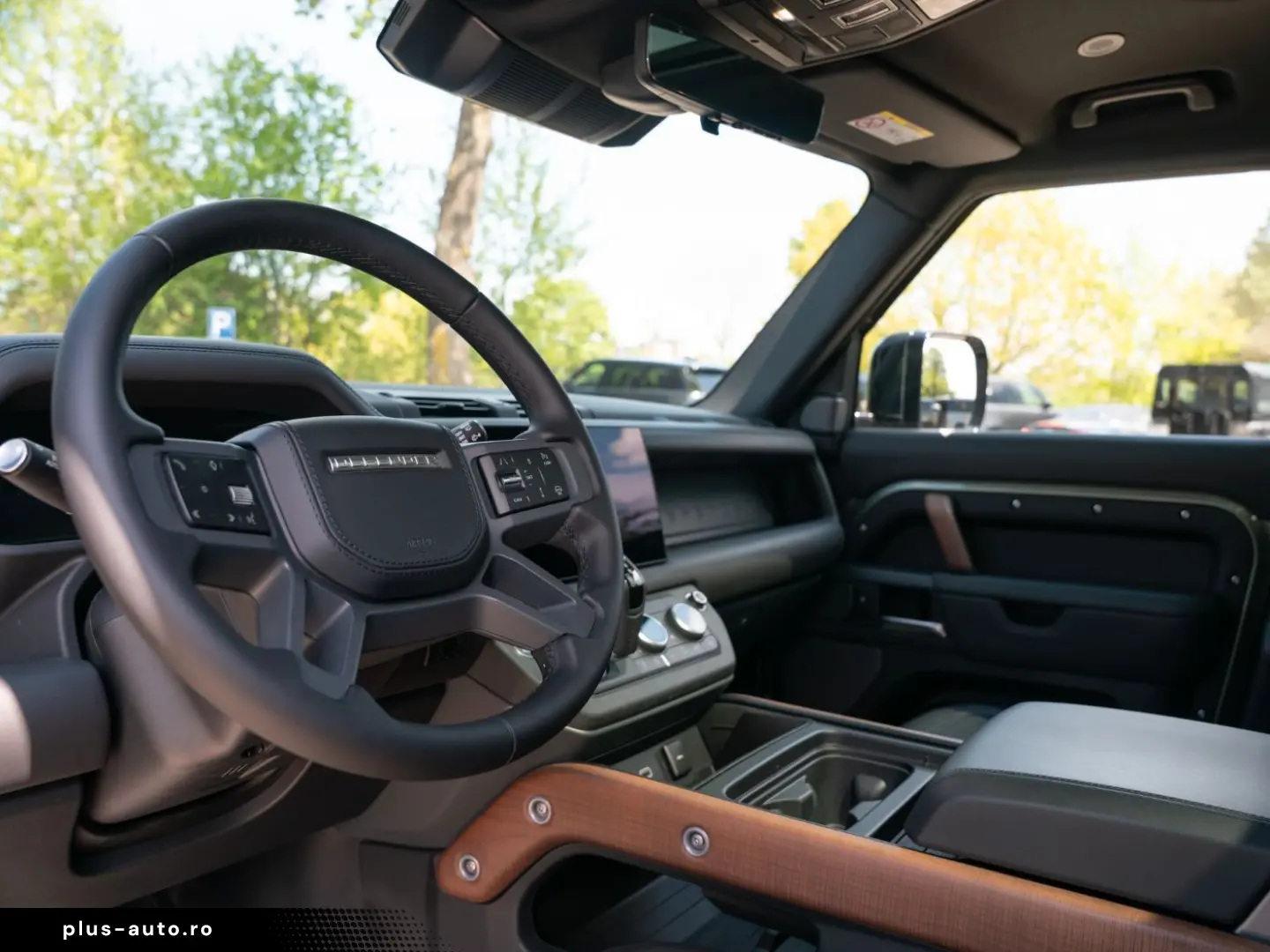 LAND ROVER Defender 110 D300 3.0 X 2xKlima 360 ACC AHK AUT