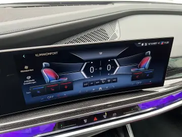 BMW 740 d xDrive M-Pro SKYLoung Leather-Red REARTV!