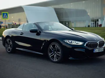 BMW 840