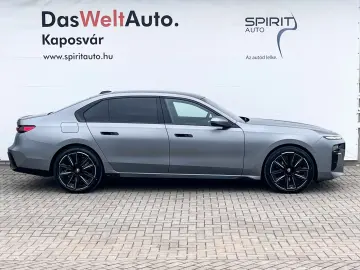 BMW 740d xDrive MSportPro ExLounge Conno Inno Sky 21