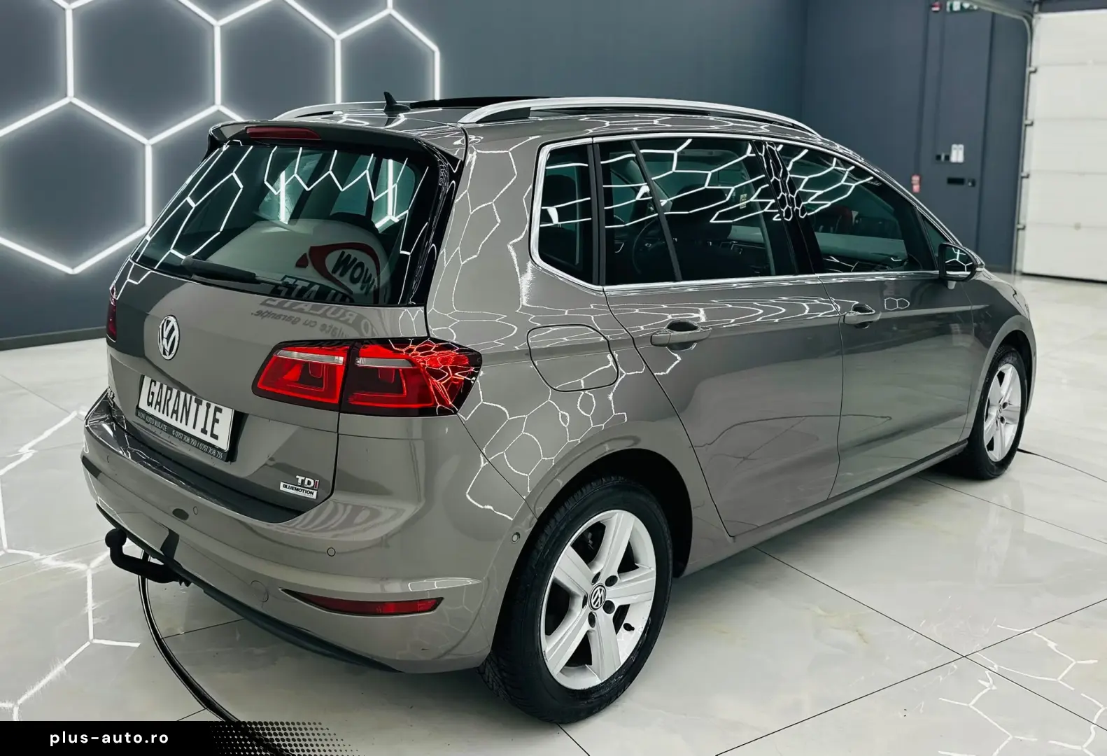 VOLKSWAGEN GOLF-SPORTSVAN 2015 1.6D E6 Garantie 12 Luni Rate