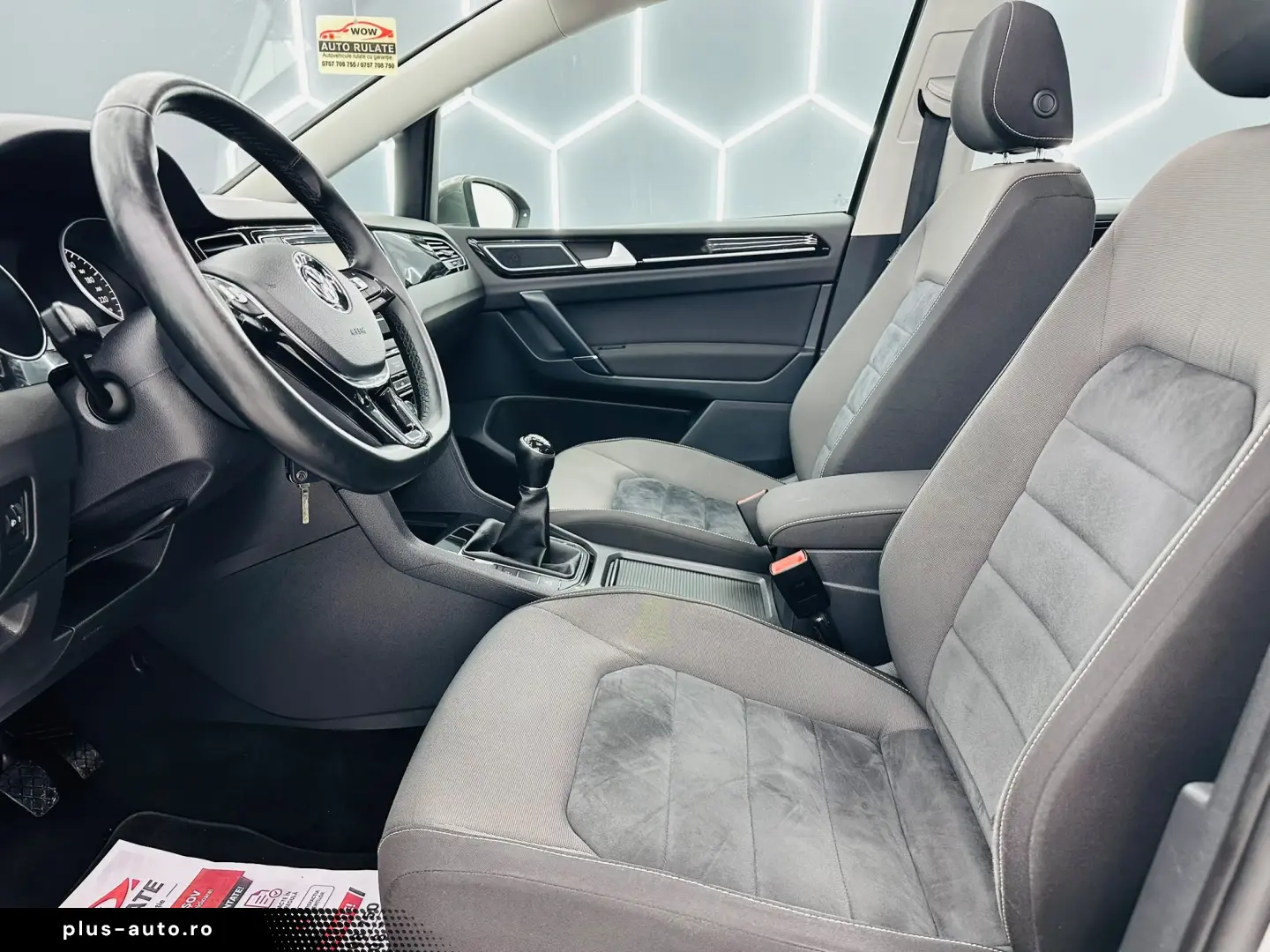 VOLKSWAGEN GOLF-SPORTSVAN 2015 1.6D E6 Garantie 12 Luni Rate