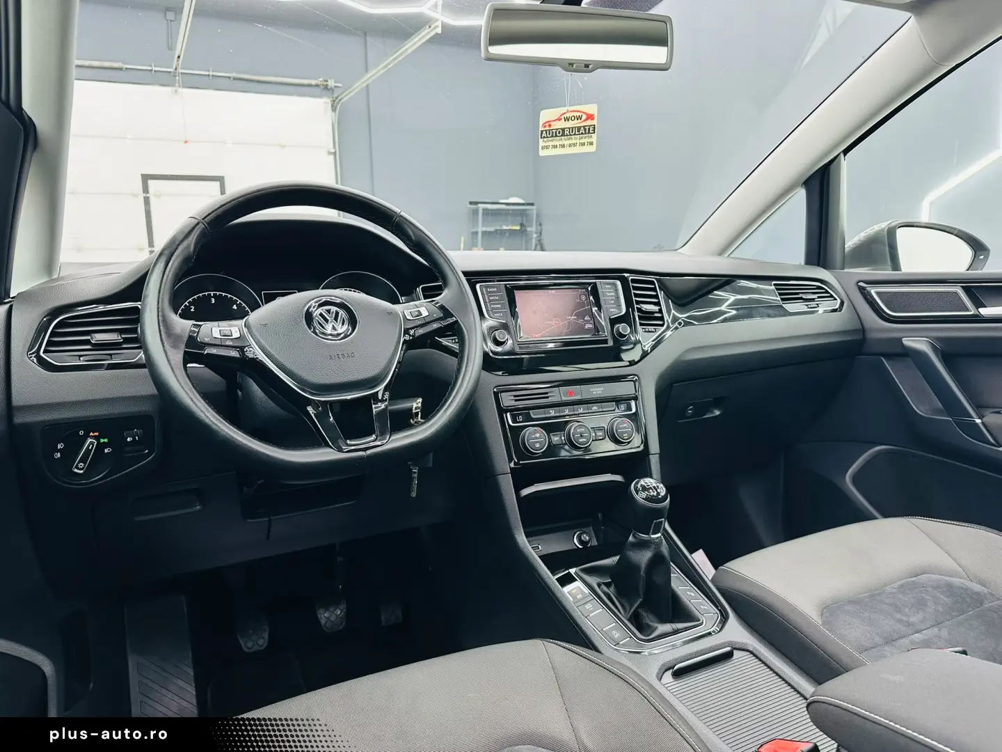 VOLKSWAGEN GOLF-SPORTSVAN 2015 1.6D E6 Garantie 12 Luni Rate