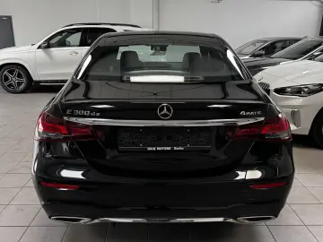 MERCEDES-BENZ E 300 de 4M AMG LINE MBUX HUD MULTIBEAM DISTR.