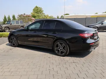 MERCEDES-BENZ E 300 de 4M AMG Pano-NightPak-AHK-Kame…