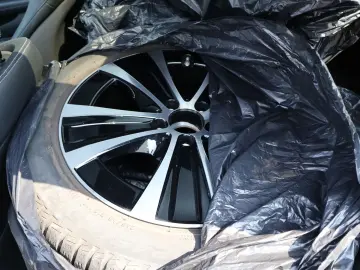 MERCEDES-BENZ E 300 de 4M AMG Pano-NightPak-AHK-Kame…
