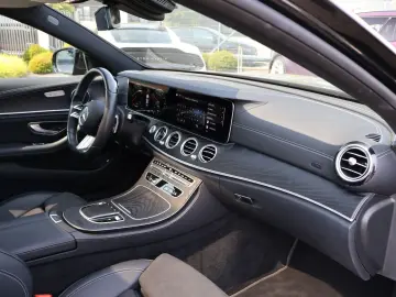 MERCEDES-BENZ E 300 de 4M AMG Pano-NightPak-AHK-Kame…