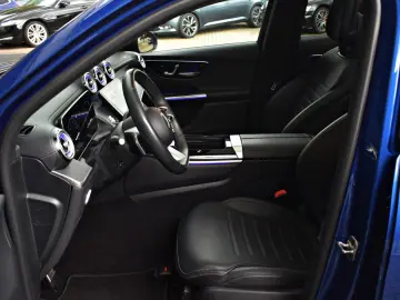 MERCEDES-BENZ GLC 300 d 4MATIC AMG-LINE-INT 9G DIGITAL-LIGHT