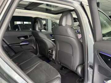 MERCEDES-BENZ GLC 220d 4M AMG PANO HEADUP MEMORY DIG…
