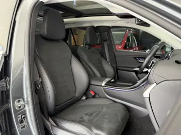 MERCEDES-BENZ GLC 220d 4M AMG PANO HEADUP MEMORY DIG…