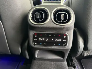MERCEDES-BENZ GLC 220d 4M AMG PANO HEADUP MEMORY DIG…