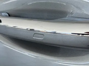 MERCEDES-BENZ GLC 220d 4M AMG PANO HEADUP MEMORY DIG…