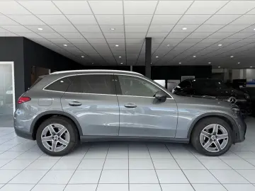 MERCEDES-BENZ GLC 220d 4M AMG PANO HEADUP MEMORY DIG…