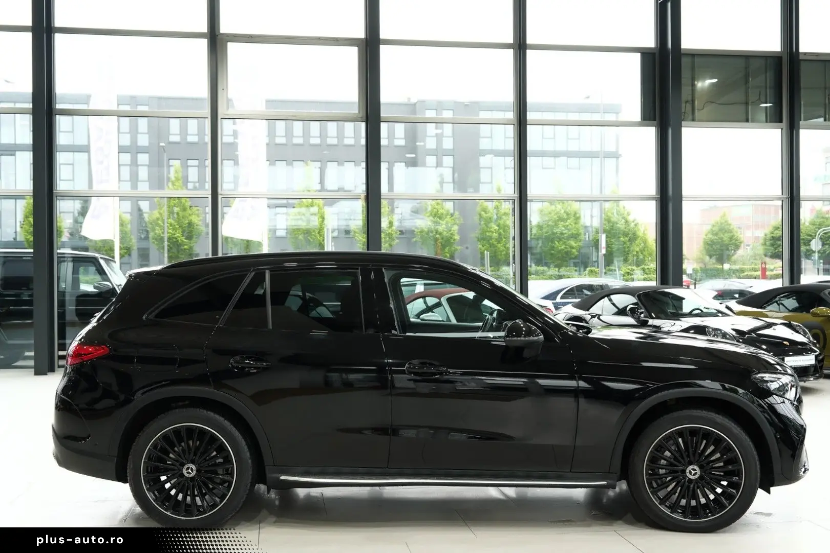 MERCEDES-BENZ GLC 300d 4Matic AMG-LINE NIGHT BURMESTER 20 LM