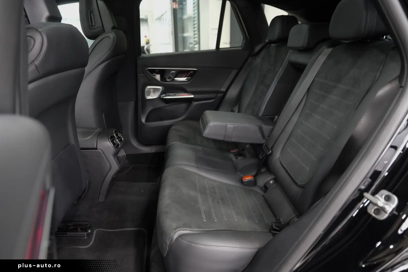 MERCEDES-BENZ GLC 300d 4Matic AMG-LINE NIGHT BURMESTER 20 LM