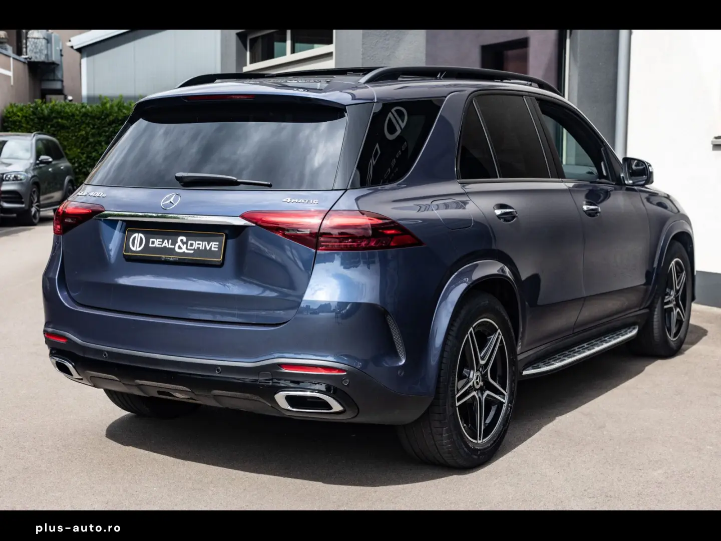 MERCEDES-BENZ GLE 400  e 4M AMG NIGHT AHK 360 PANO AIRMATIC