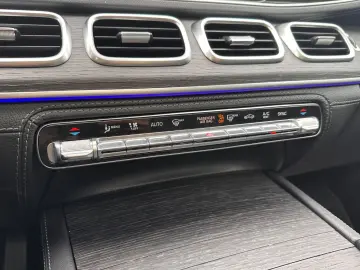 MERCEDES-BENZ GLE 400d 4Matic AMG-Line PANO BURMESTE…