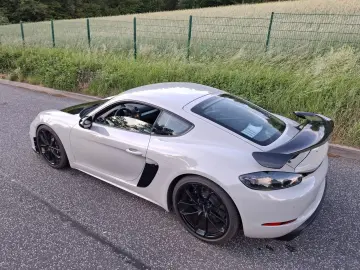 Porsche Cayman GT4-2 Schalensitz Sport-Chrono-Paket Plus