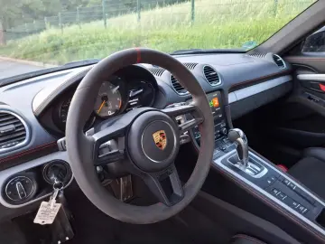 Porsche Cayman GT4-2 Schalensitz Sport-Chrono-Paket Plus