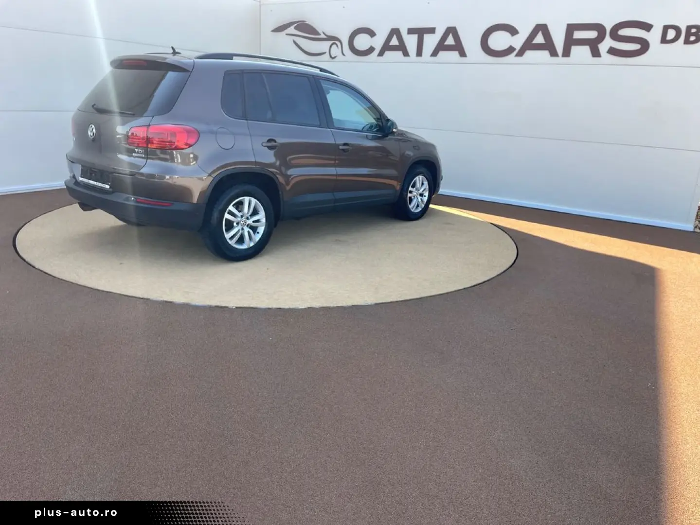 VOLKSWAGEN Tiguan 2014 — imagine 8