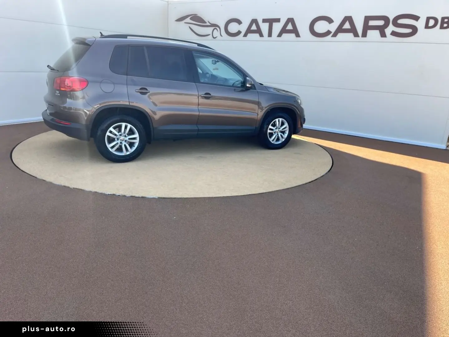 VOLKSWAGEN Tiguan 2014 — imagine 9