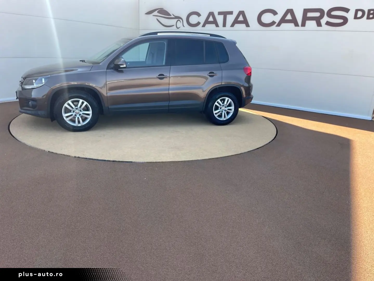 VOLKSWAGEN Tiguan 2014 — imagine 38