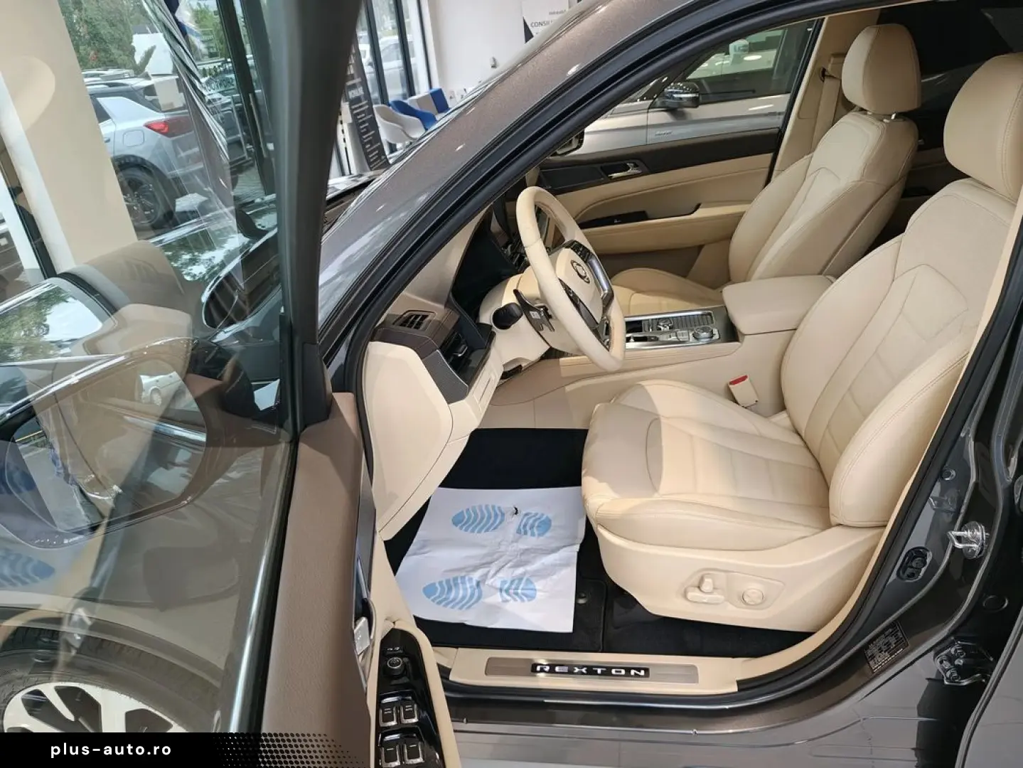 Kg-Mobility Rexton