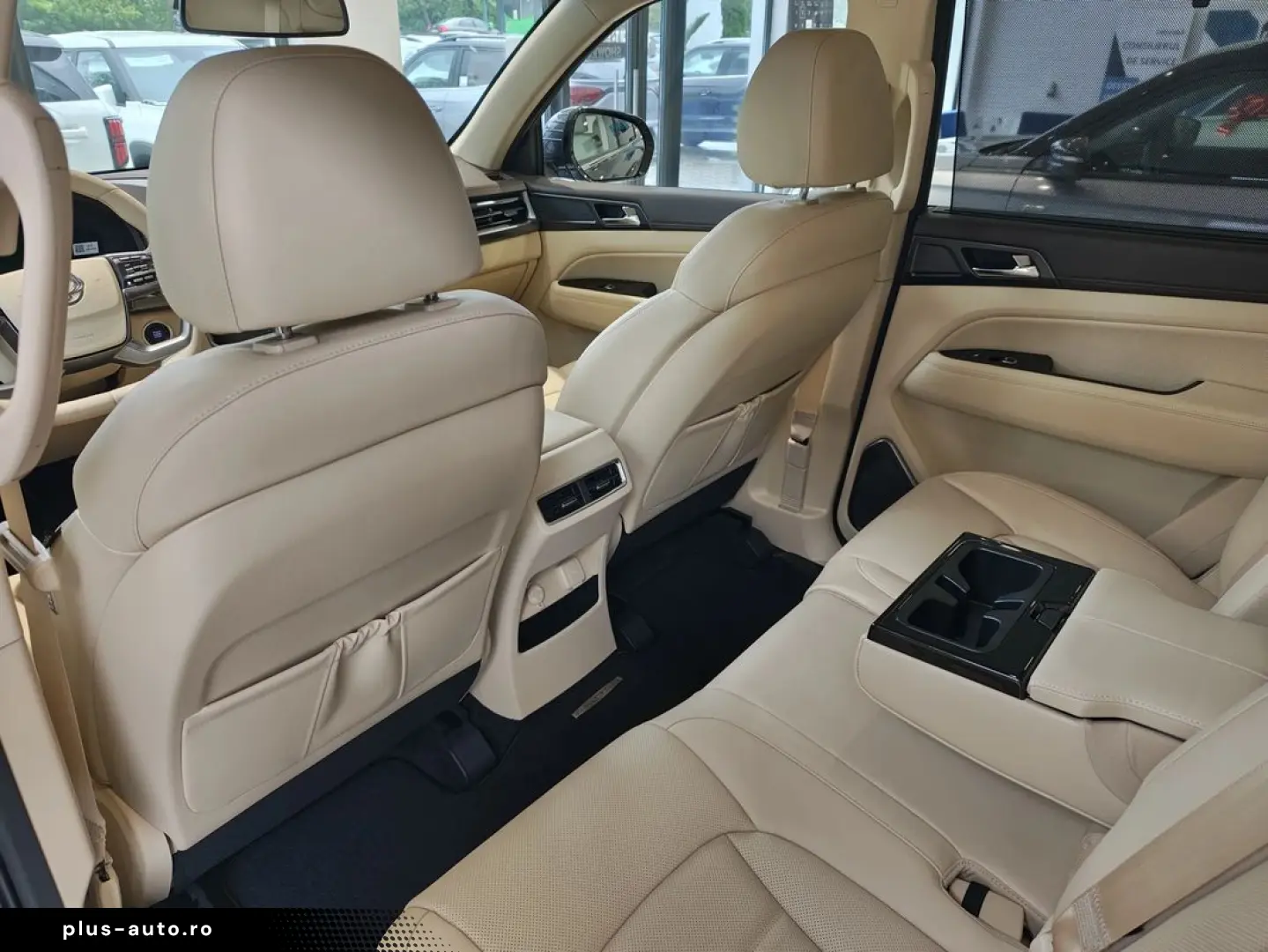Kg-Mobility Rexton