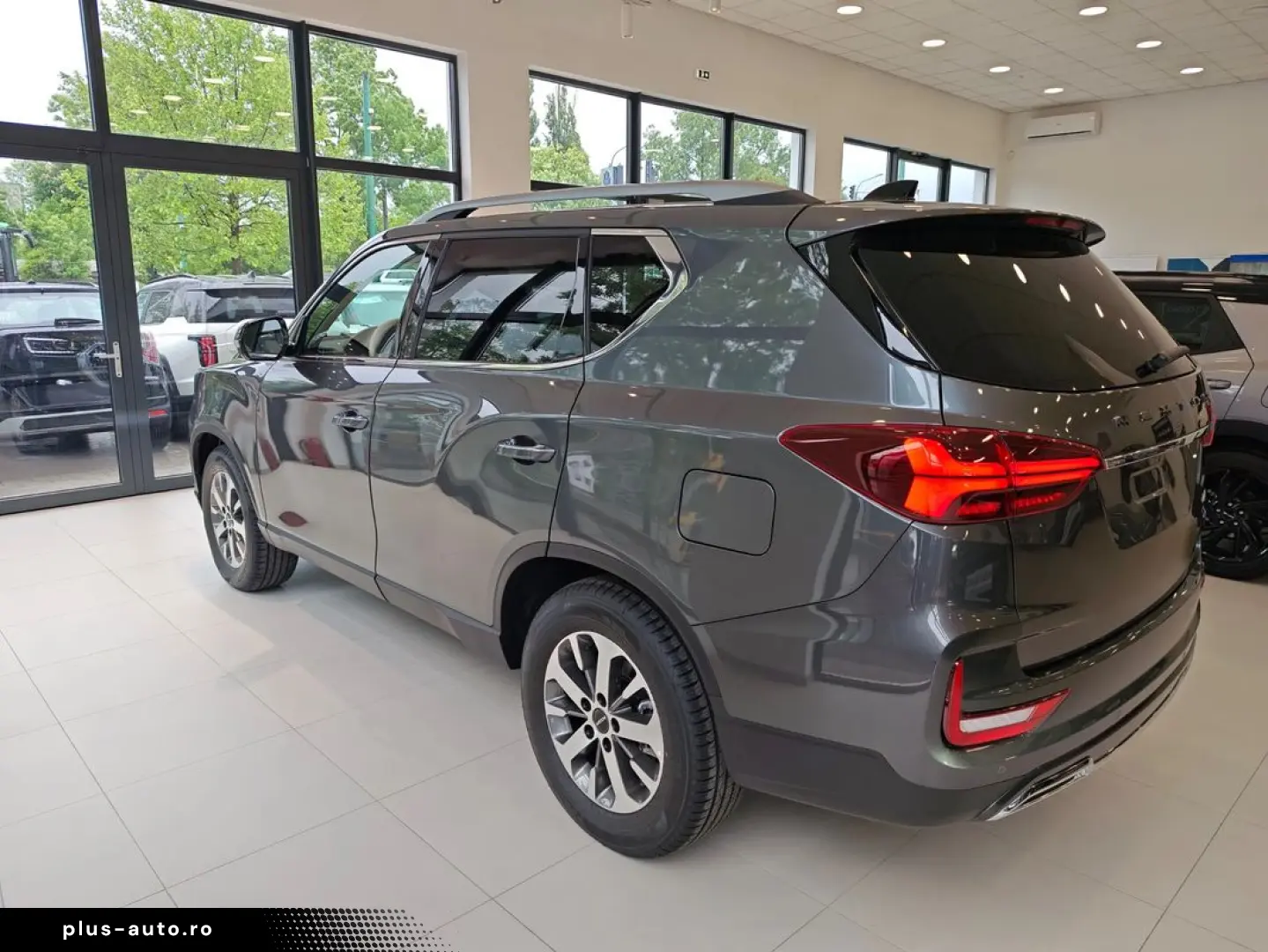 Kg-Mobility Rexton