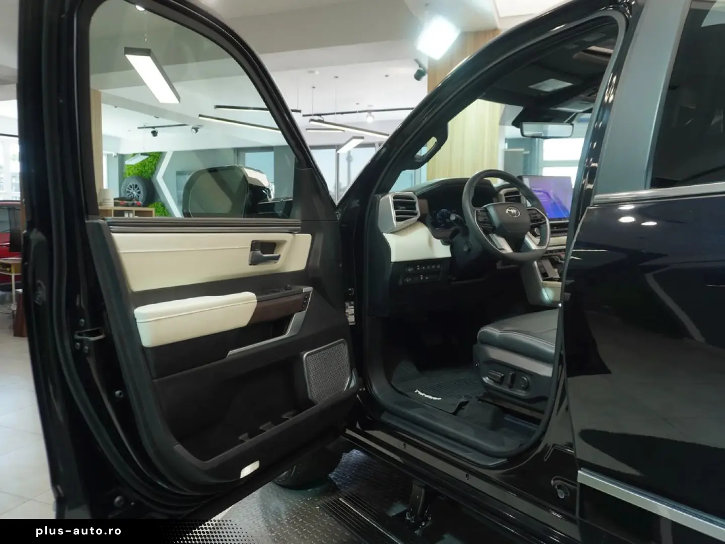 Toyota Tundra Capstone   437 CP   Autoutilitara N1 Impozit M