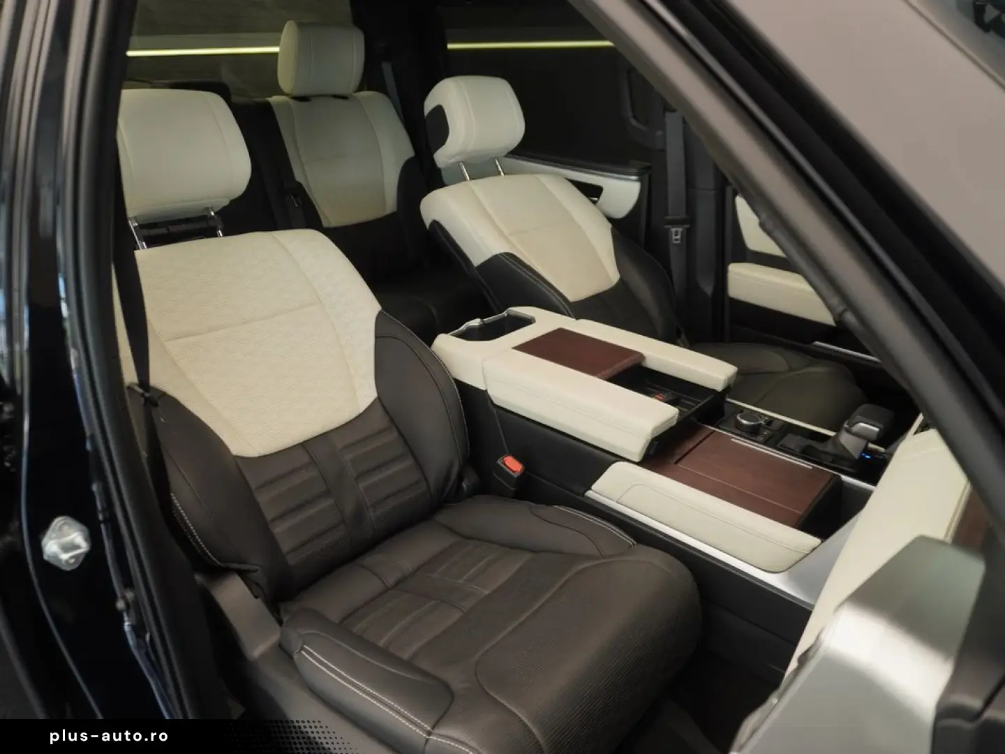 Toyota Tundra Capstone   437 CP   Autoutilitara N1 Impozit M