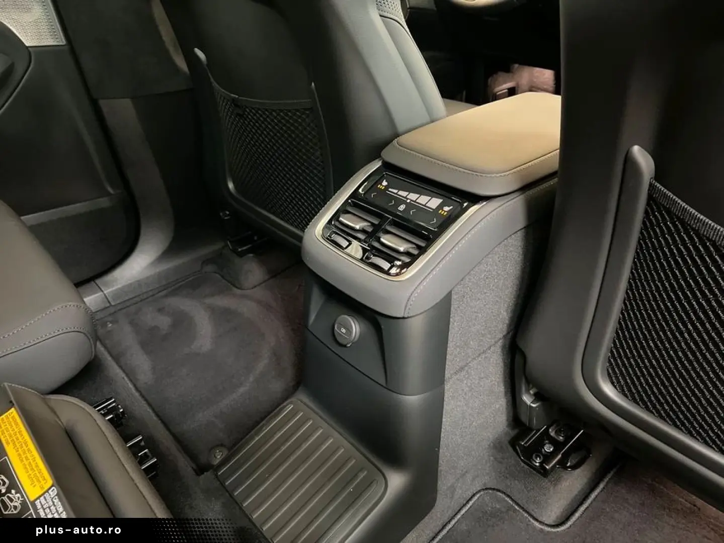 VOLVO XC90 T8 AWD Ultra-Bright Neues-Modell Luftfahrwe