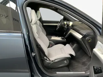 VOLVO EX90 Twin-Motor AWD Ultra 6-Sitzer Luftf B&W 22'