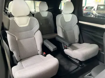 VOLVO EX90 Twin-Motor AWD Ultra 6-Sitzer Luftf B&W 22'