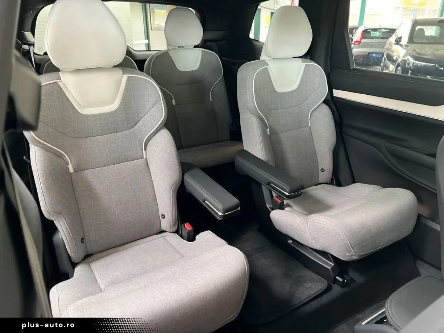 VOLVO EX90 Twin-Motor AWD Ultra 6-Sitzer Luftf B&W 22'