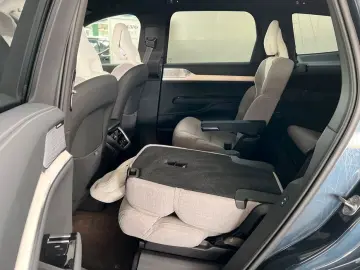 VOLVO EX90 Twin-Motor AWD Ultra 6-Sitzer Luftf B&W 22'