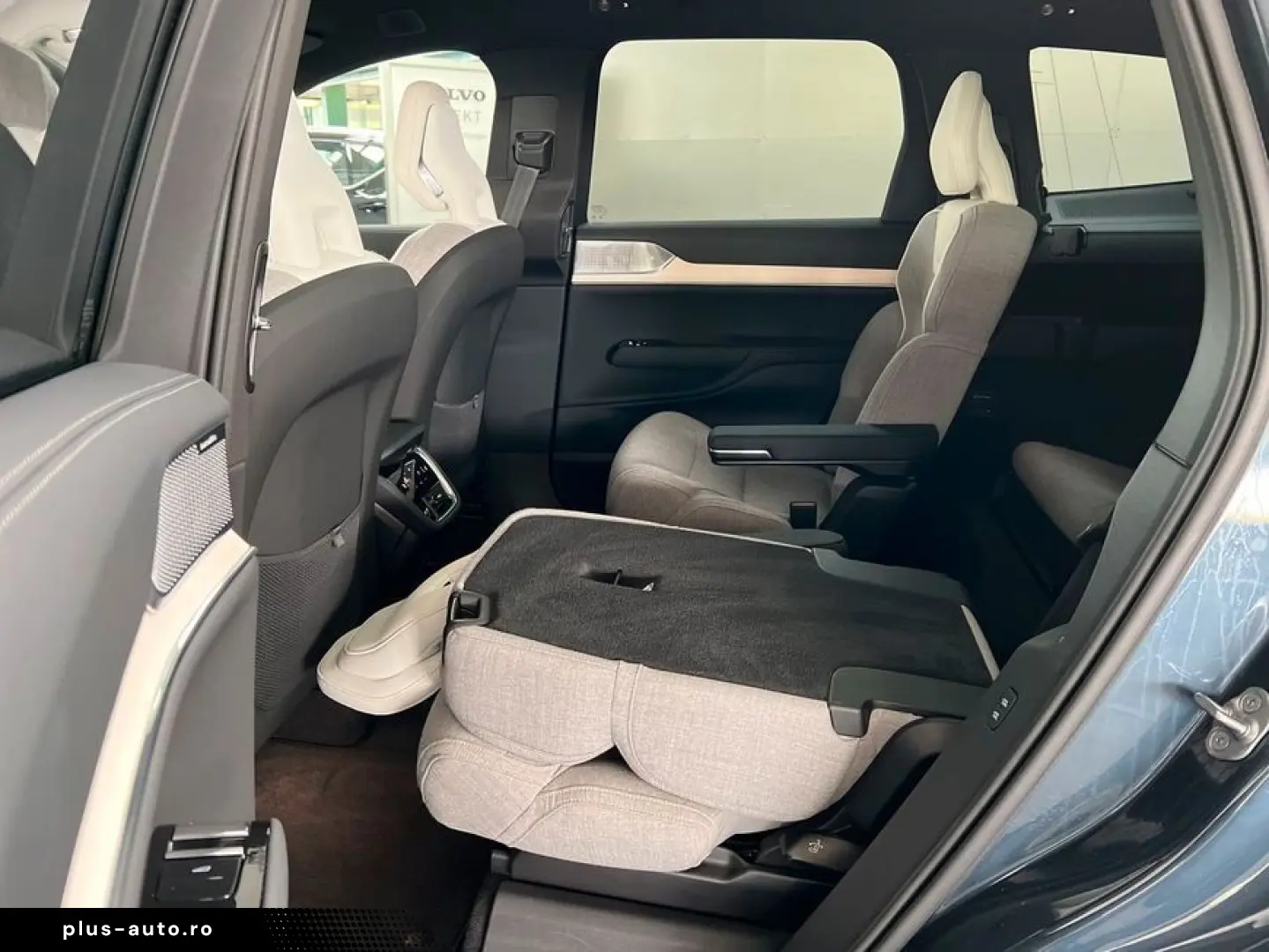 VOLVO EX90 Twin-Motor AWD Ultra 6-Sitzer Luftf B&W 22'