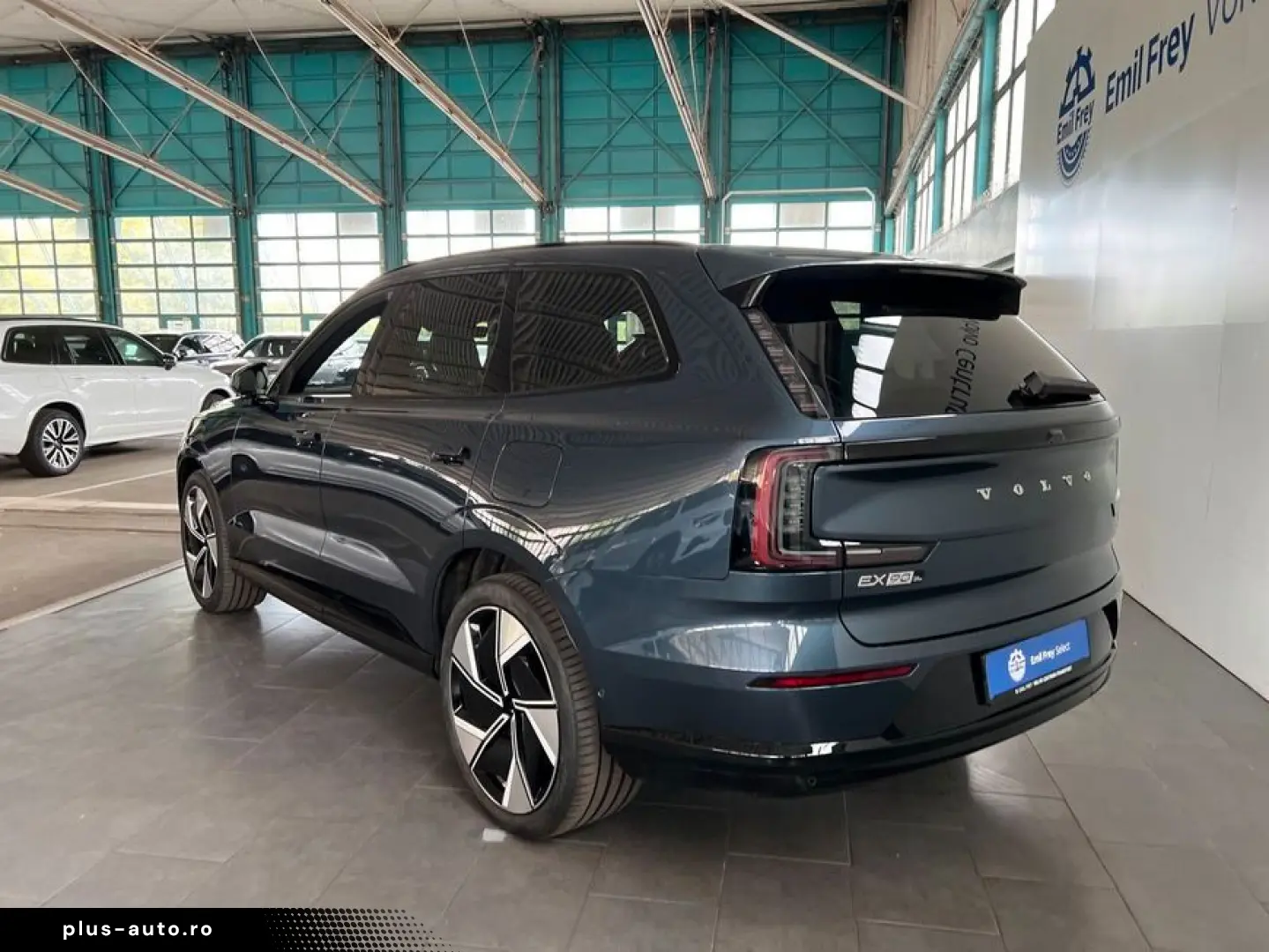 VOLVO EX90 Twin-Motor AWD Ultra 6-Sitzer Luftf B&W 22'